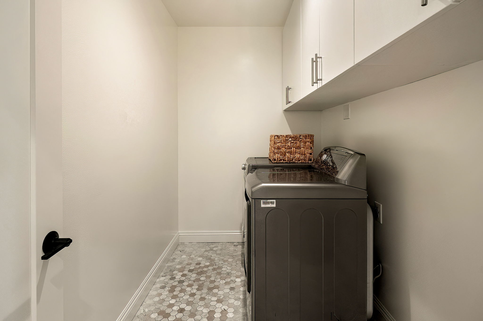 2317 Hill Drive-46
