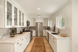 2317 Hill Drive-31