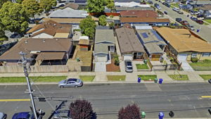 001_F8_AERIAL_2317 Virginia Ave
