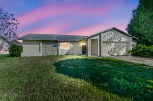 DSC_3855 day to dusk.jpeg