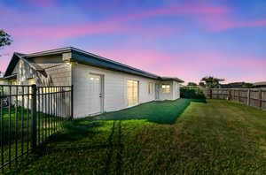 DSC_3885 day to dusk.jpeg