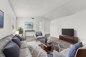 DSC_3573 virtually staged.jpeg