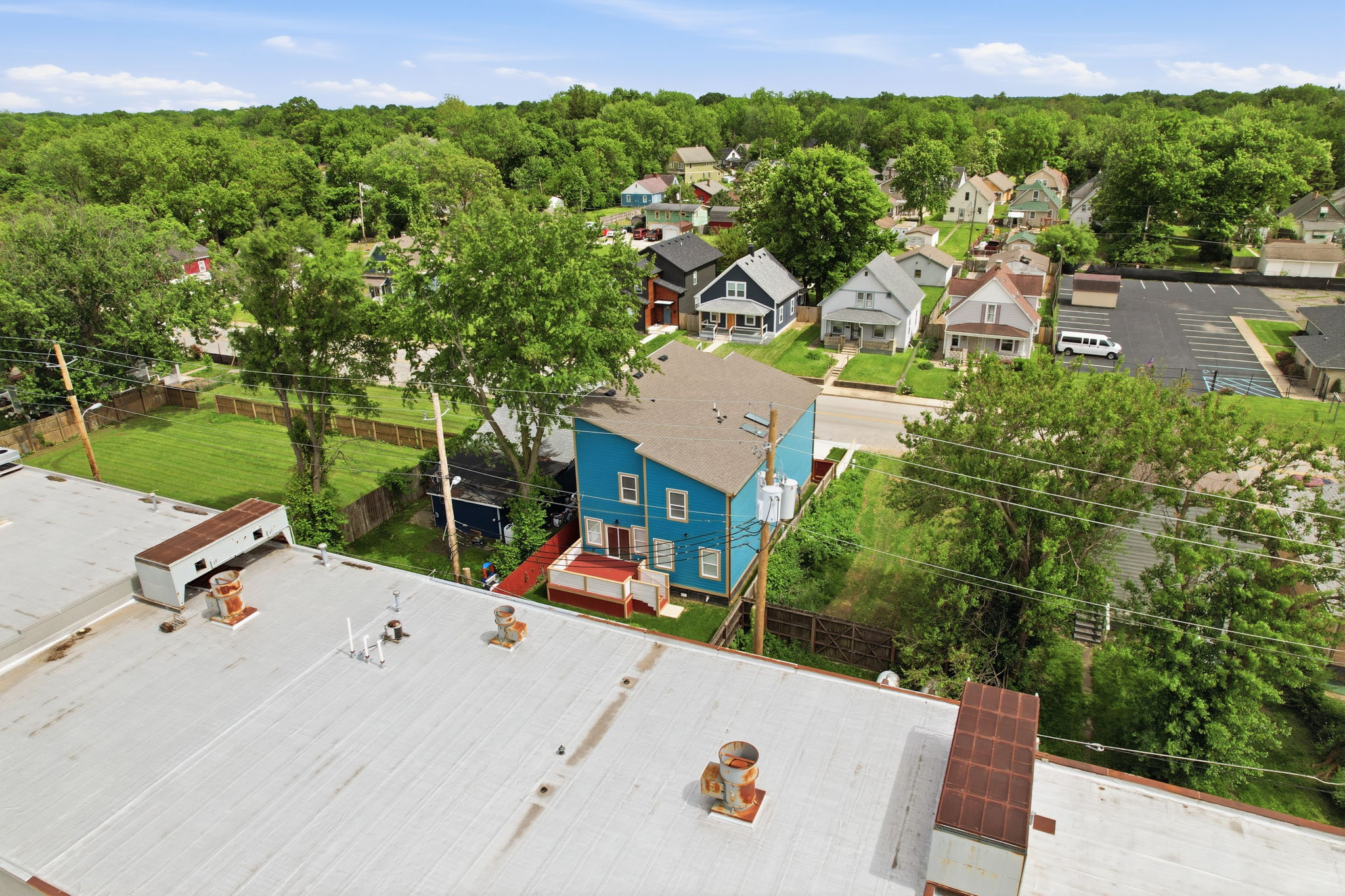 2318 E Brookside Ave_057