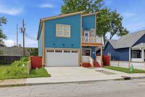 2318 E Brookside Ave_001