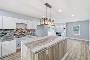 2318 E Brookside Ave_016