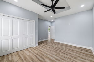 2318 E Brookside Ave_041