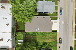 2318 E Brookside Ave_054