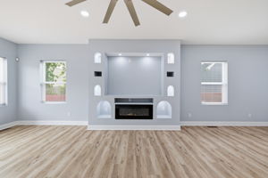 2318 E Brookside Ave_009