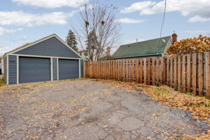 20 Garage