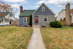 1 Exterior Front of House