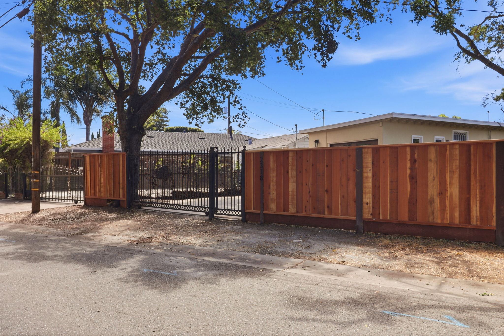 003_F8_2318 Palo Verde Ave