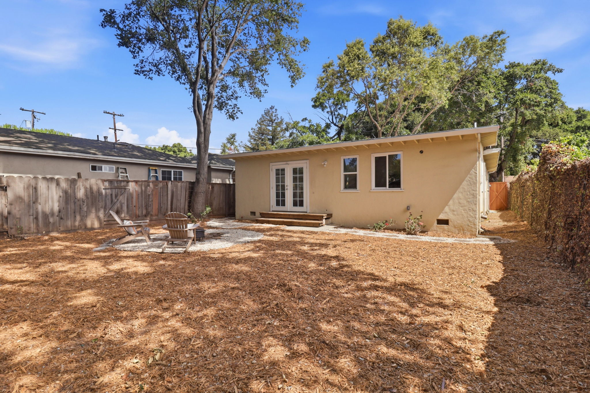 029_F8_2318 Palo Verde Ave