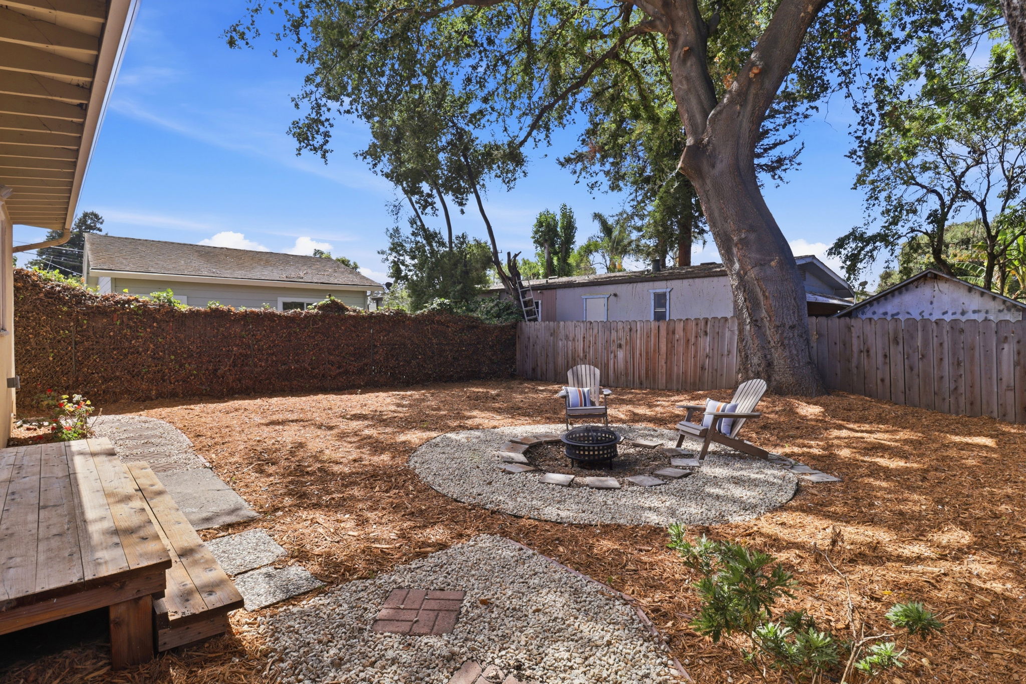 032_F8_2318 Palo Verde Ave