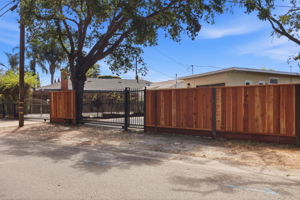 003_F8_2318 Palo Verde Ave
