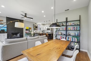 N Leavitt St 4-S0205-013.jpg
