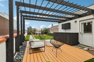 N Leavitt St 4-S0205-039.jpg