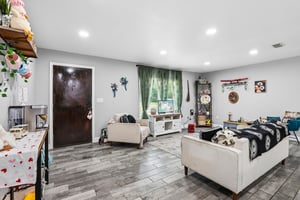 Cavalier Ave-S1205-009.jpg