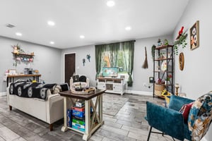 Cavalier Ave-S1205-013.jpg