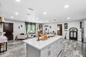 Cavalier Ave-S1205-018.jpg