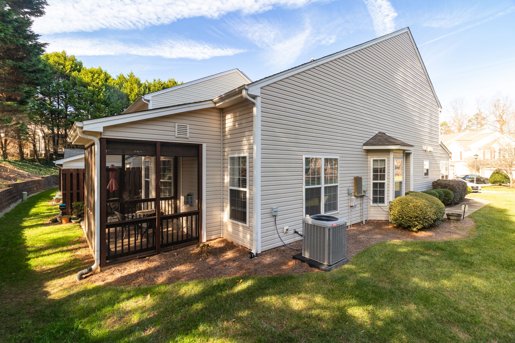 232 Channel Cove Ct-32