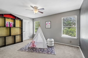 Cordero Dr-S1807-030.jpg