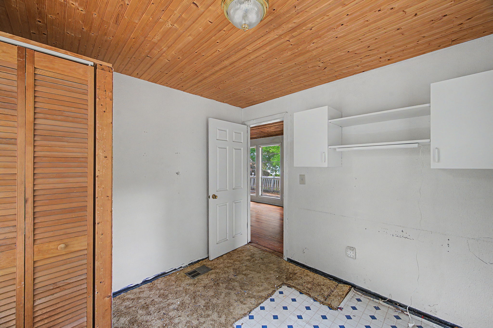 Interiors (16)