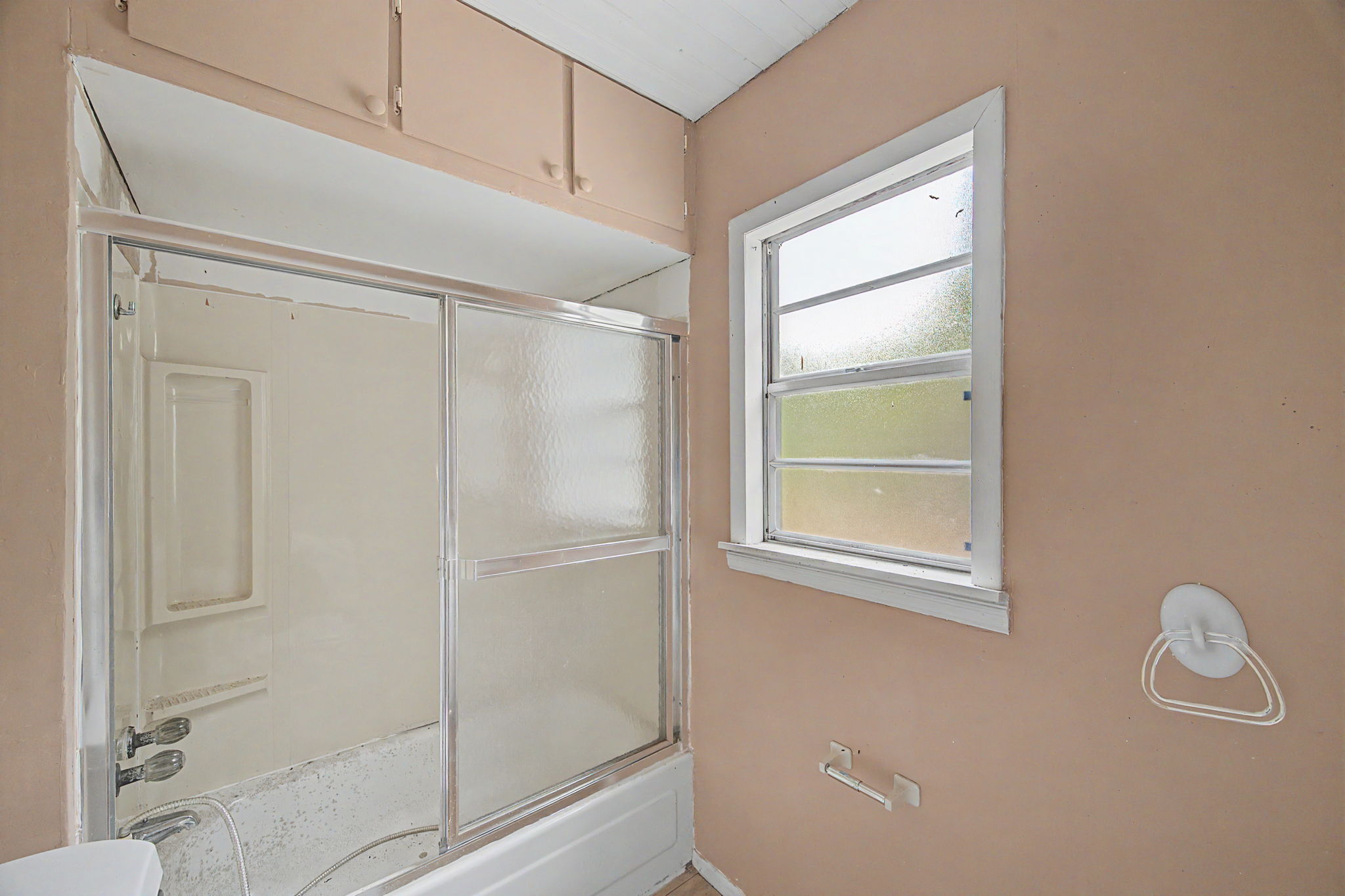 Interiors (19)