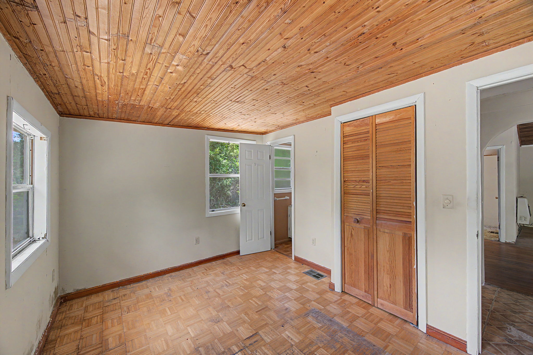 Interiors (21)