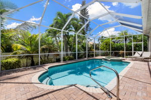 Lanai + Pool