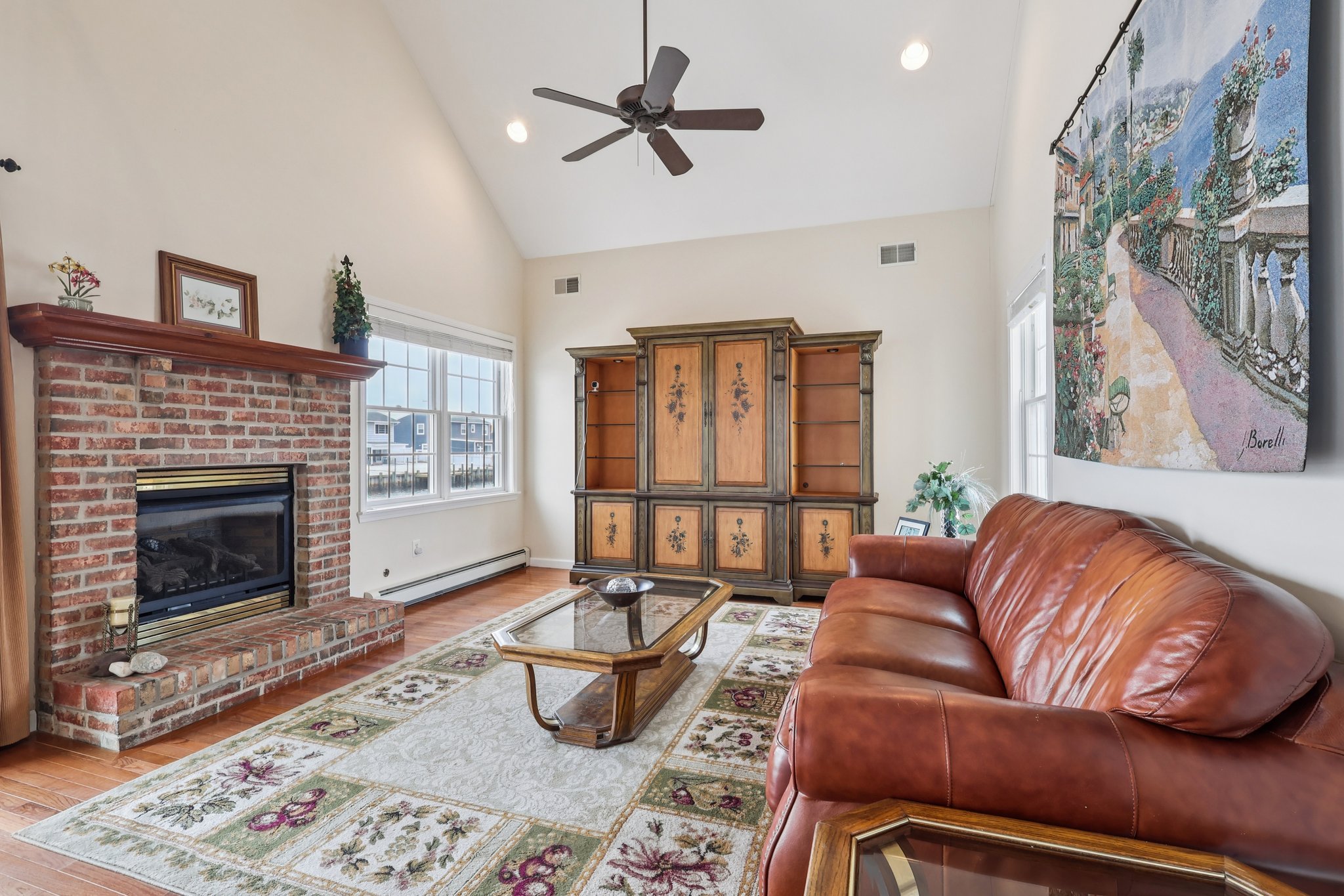 Montclair Rd-S1404-009.jpg