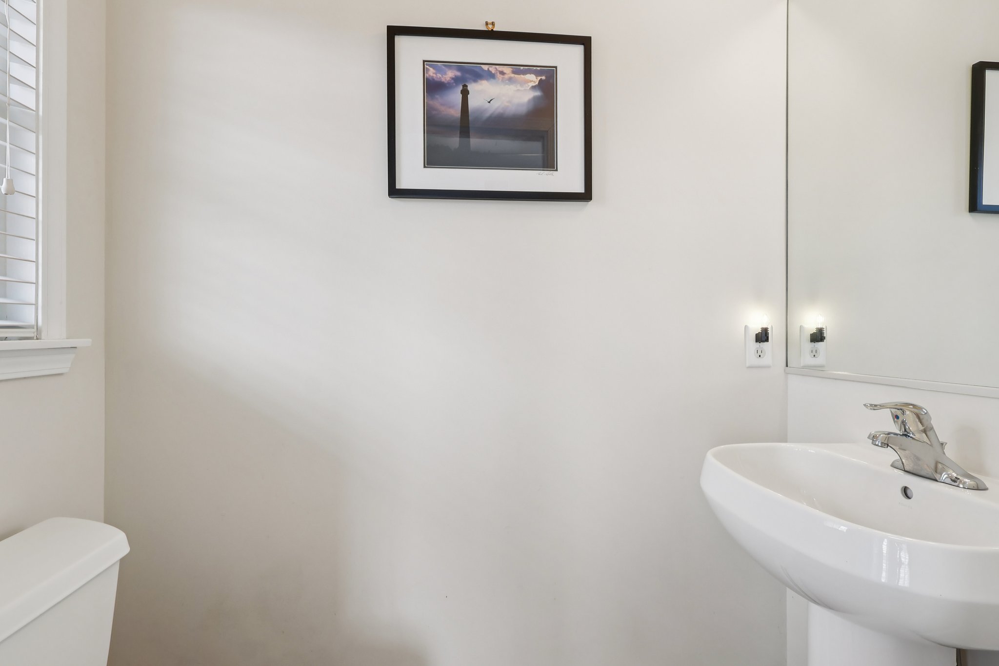 Montclair Rd-S1404-020.jpg