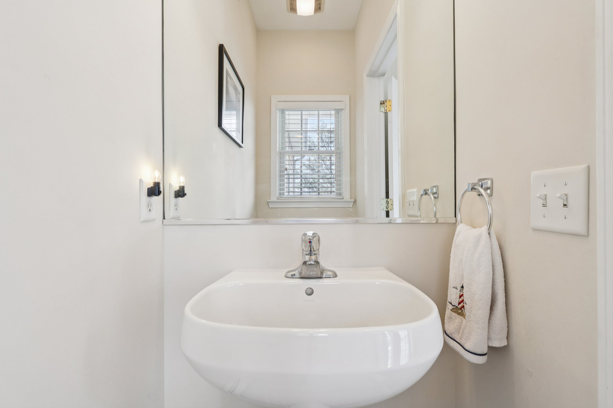 Montclair Rd-S1404-021.jpg