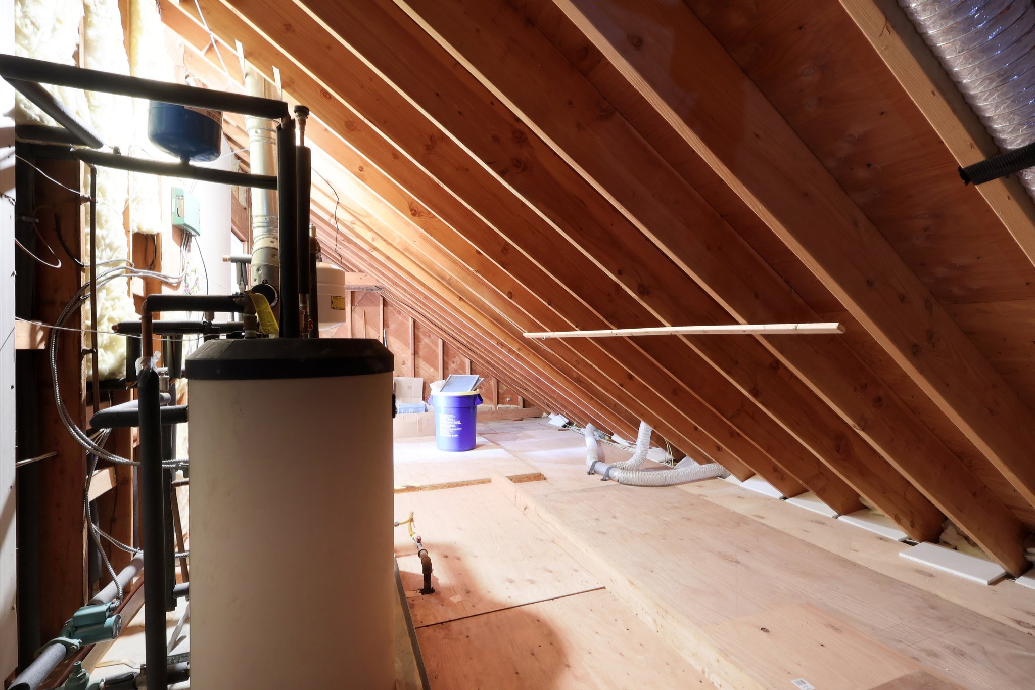 Montclair Rd-S1404-041.jpg