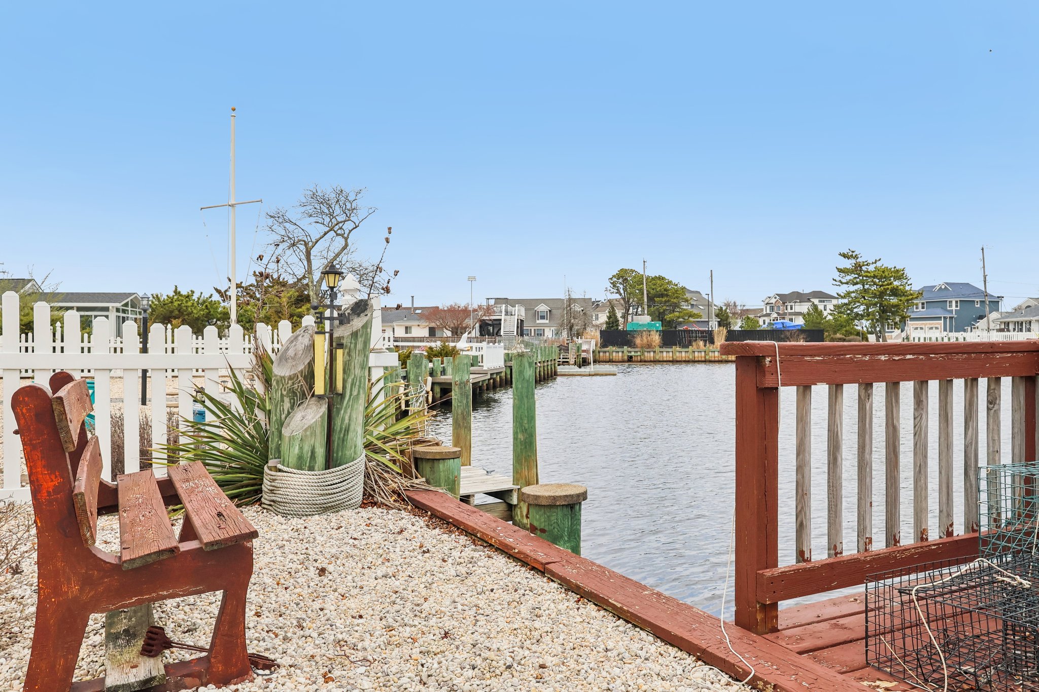 Montclair Rd-S1404-056.jpg