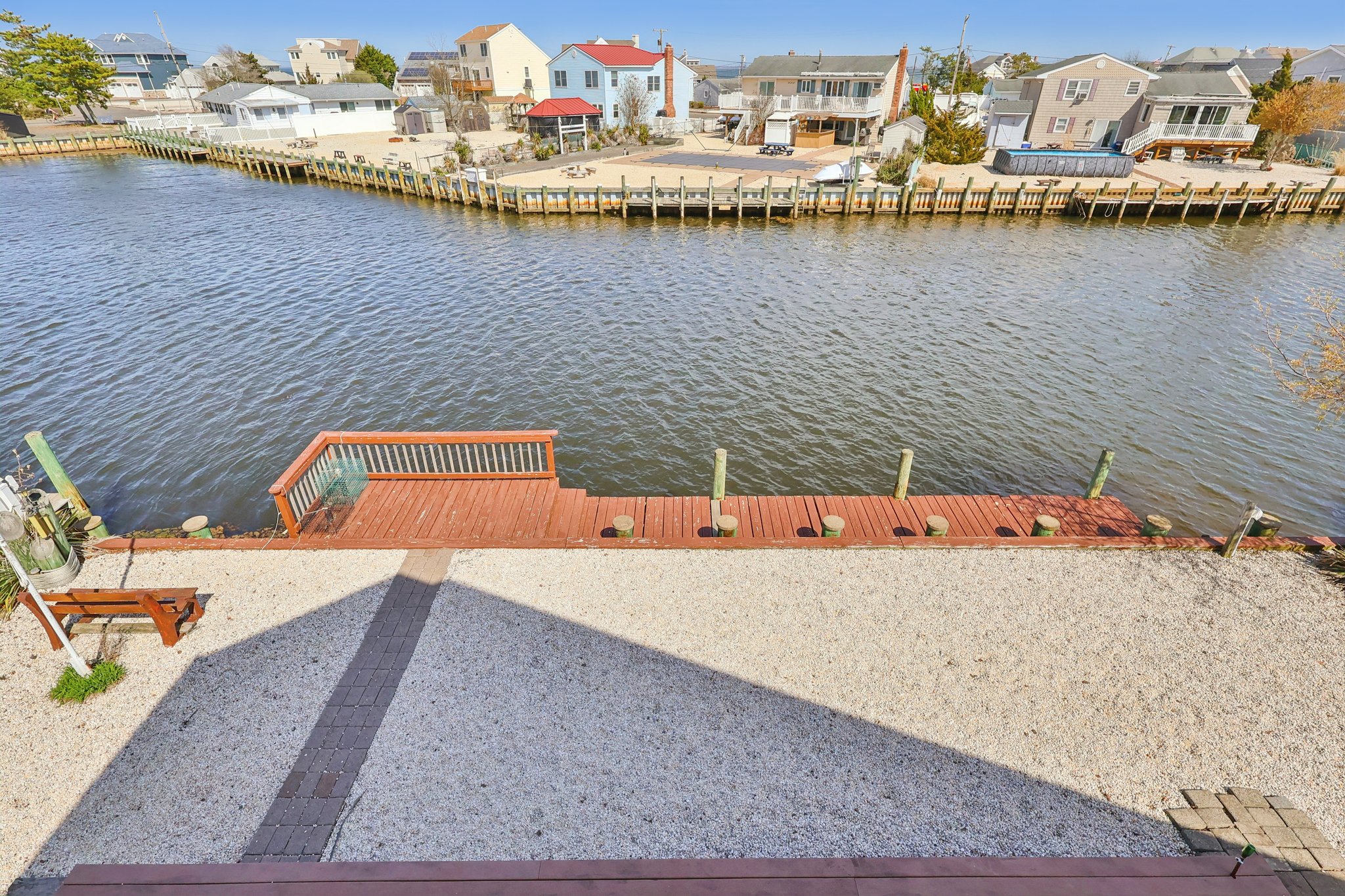 Montclair Rd-S1504-1-008.jpg