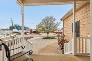 Montclair Rd-S1404-004.jpg