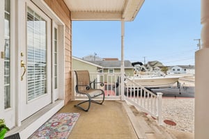 Montclair Rd-S1404-005.jpg