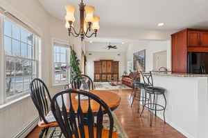 Montclair Rd-S1404-012.jpg