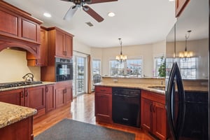 Montclair Rd-S1404-017.jpg