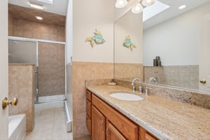 Montclair Rd-S1404-031.jpg