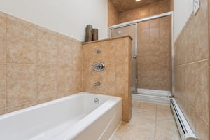 Montclair Rd-S1404-034.jpg