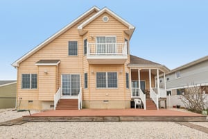 Montclair Rd-S1404-049.jpg