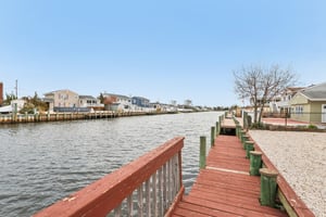 Montclair Rd-S1404-053.jpg