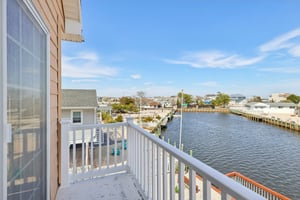 Montclair Rd-S1504-1-005.jpg