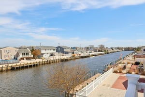 Montclair Rd-S1504-1-007.jpg