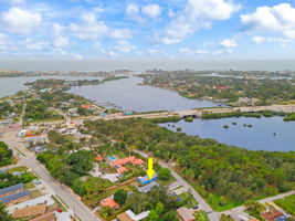  Photo 44