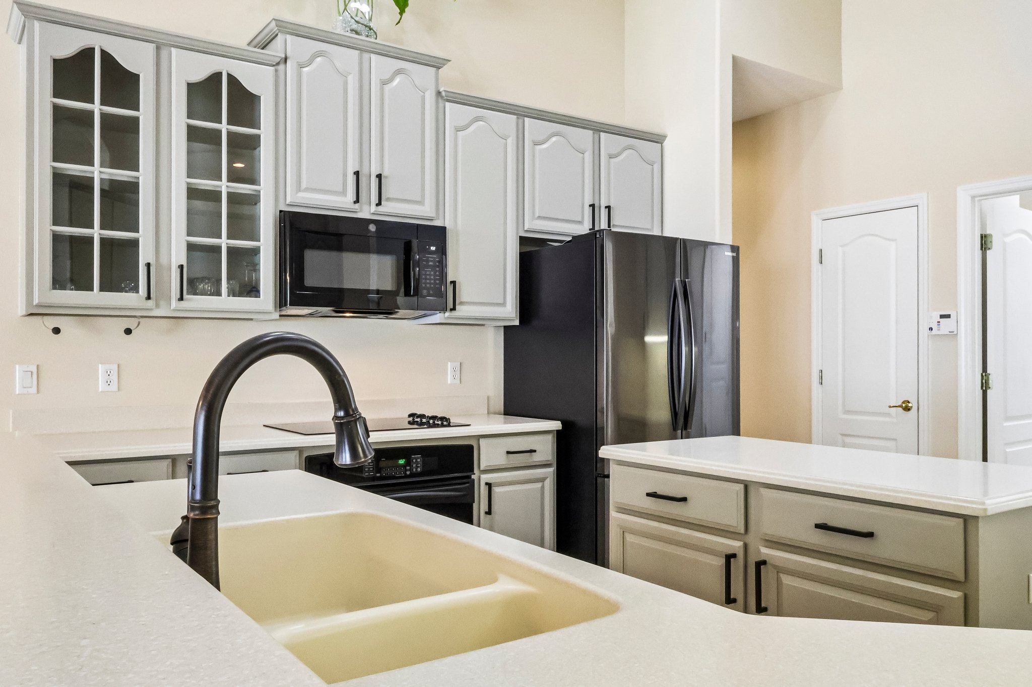 Sagecrest Dr-S0905-012.jpg