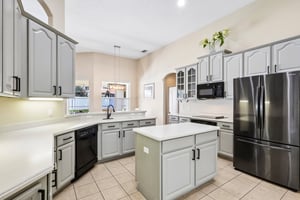 Sagecrest Dr-S0905-013.jpg