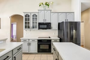 Sagecrest Dr-S0905-015.jpg