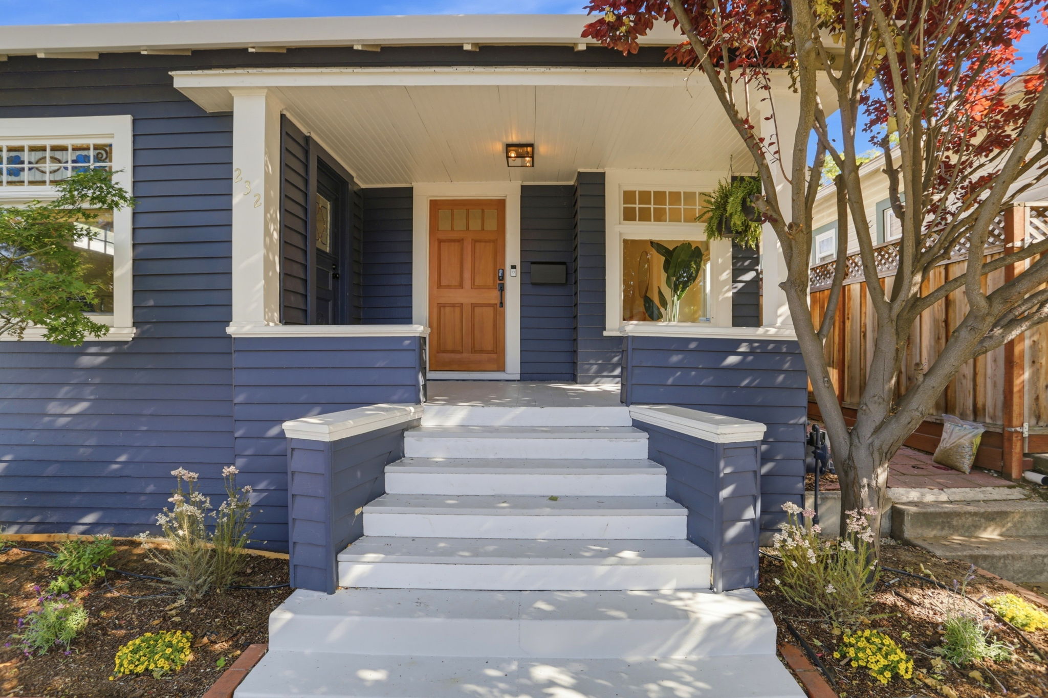 005_F8_232 Washington St